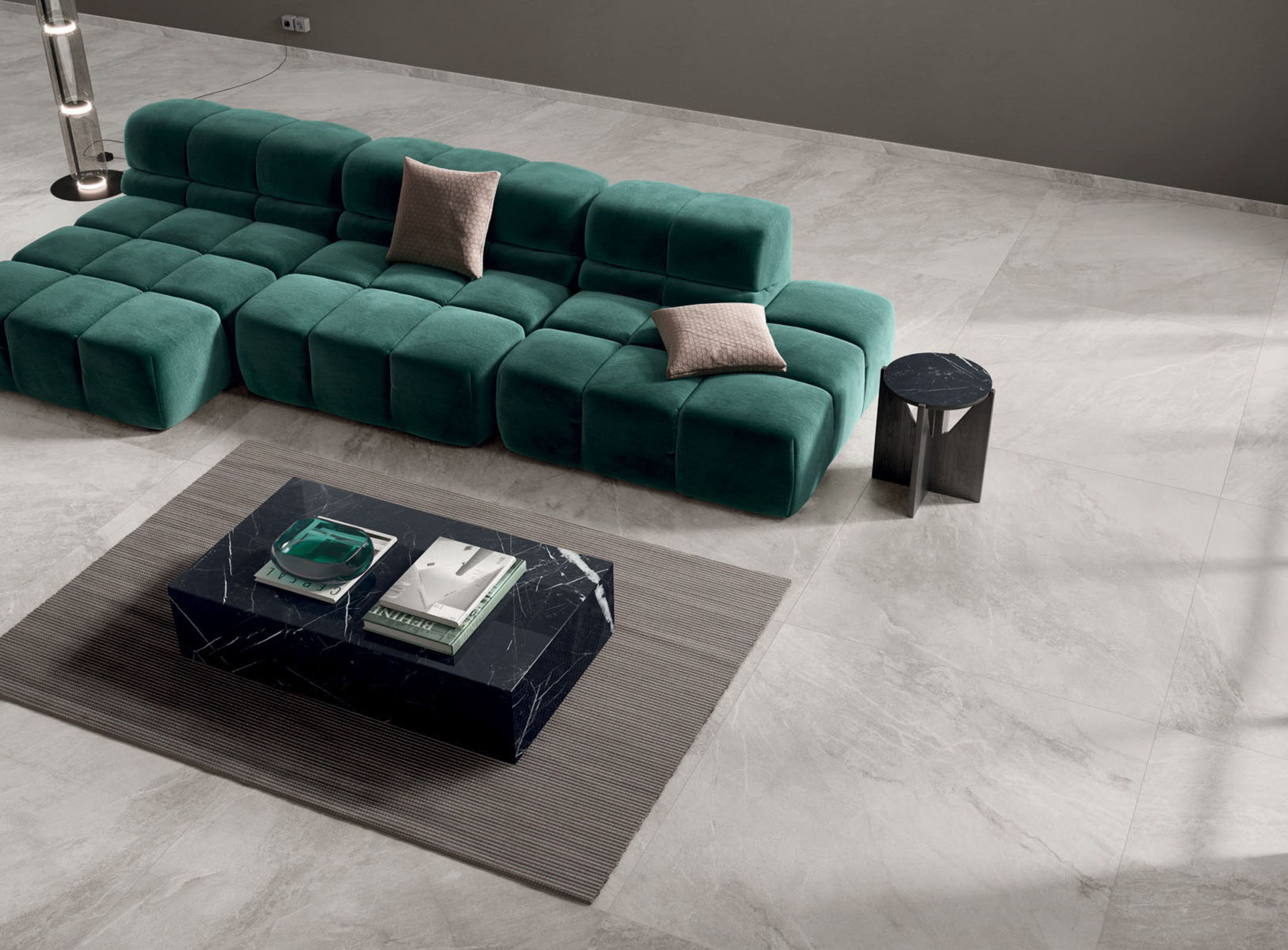 Blue Savoy Moon SOFA GRUÌˆN