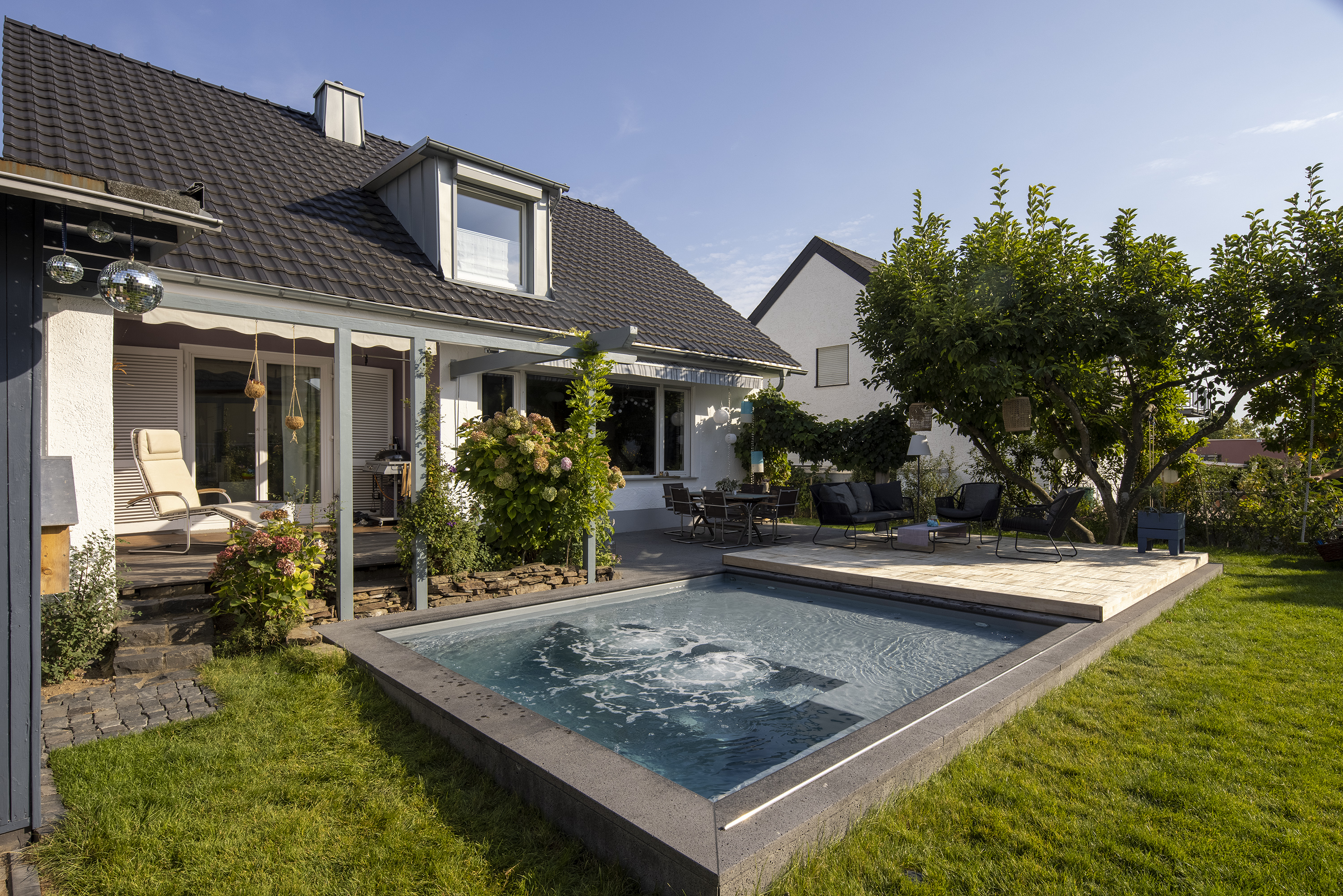 04-stilhaus-koblenz-poolbau-gartenbau-koblenz-faust